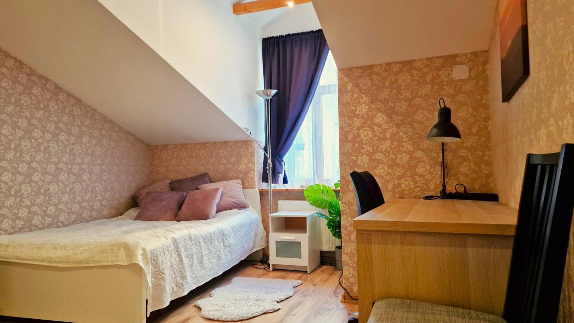 Íbúð And Quiet Apartment, Coffee Included *